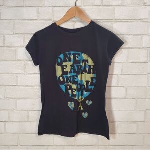 "One Earth, One People" graphic tee